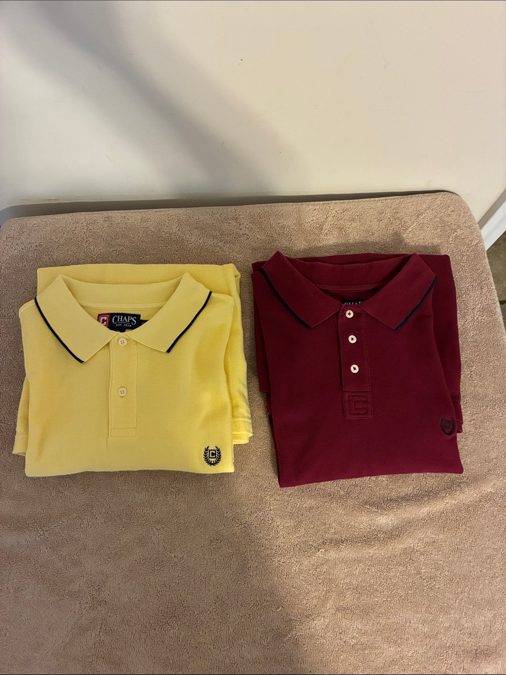 Chaps Yellow and Burgundy Men’s 2XLT Polo Set with Contrast Trim